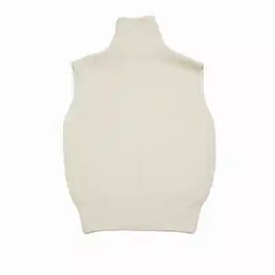 Aton Zipped Up Vest in Off White